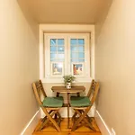 Bica Contemporary Historic 2 Bedroom ליסבון