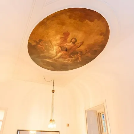 Bica Contemporary Historic 2 Bedroom * 리스본