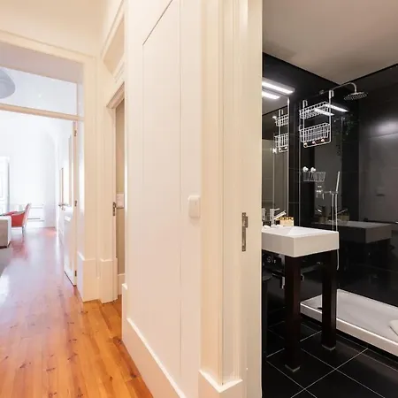 Apartment Bica Contemporary Historic 2 Bedroom Lisbon