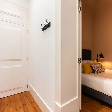 Bica Contemporary Historic 2 Bedroom