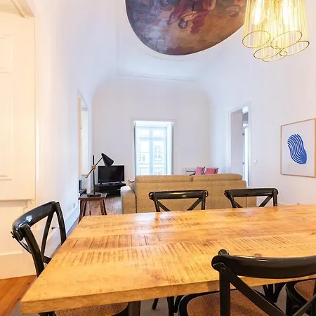 Apartmán Bica Contemporary Historic 2 Bedroom *